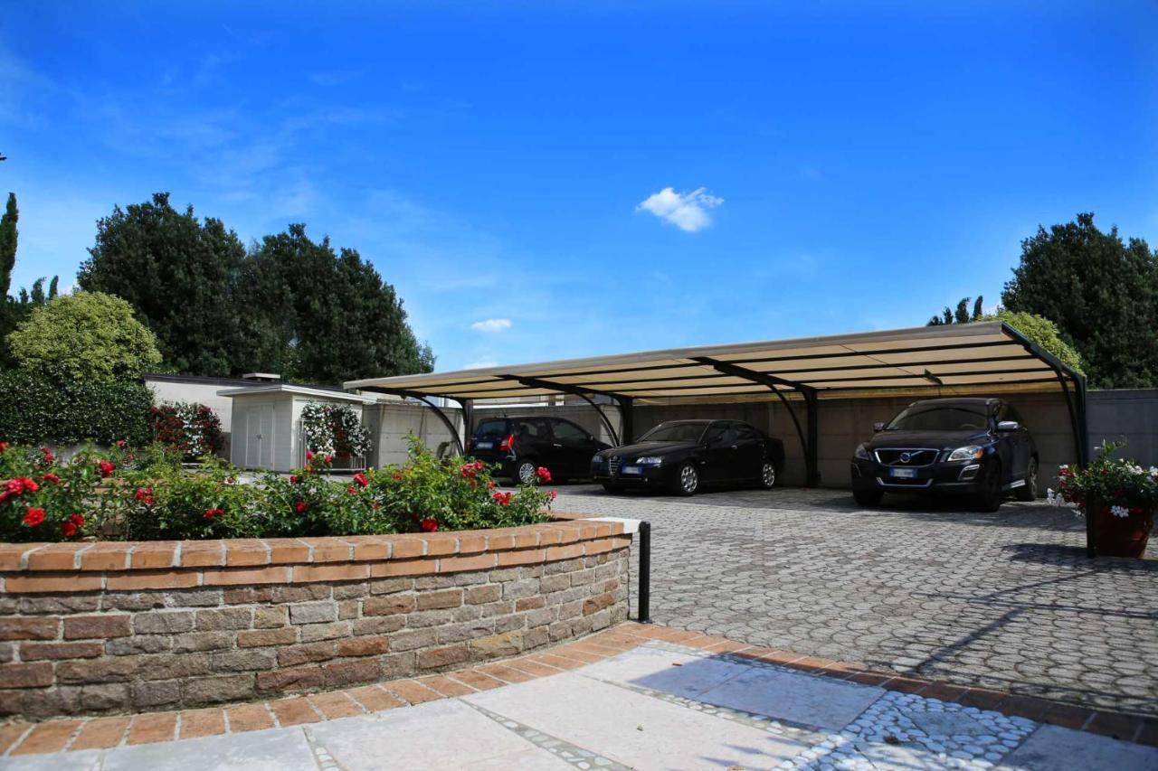 Villa Tiziano Residence Rosà Buitenkant foto