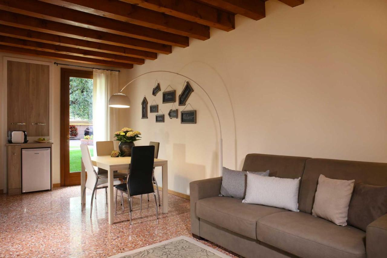 Villa Tiziano Residence Rosà Buitenkant foto